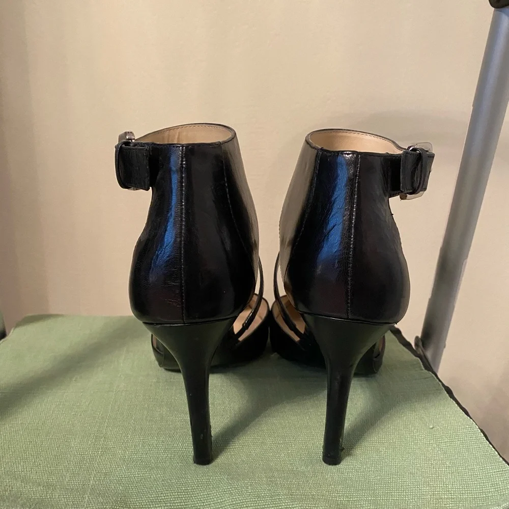 Nine West Elegant Black Ankle Strap Heels - Picture 5 of 10